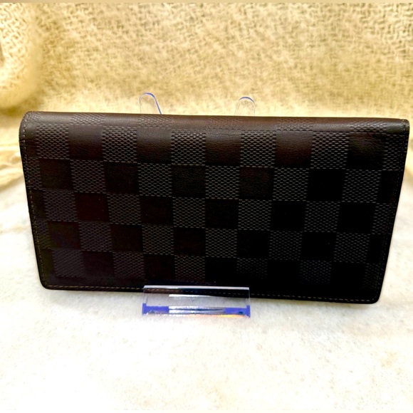 Louis Vuitton Brazza wallet in brown checkerboard print leather - Picture 1 of 14